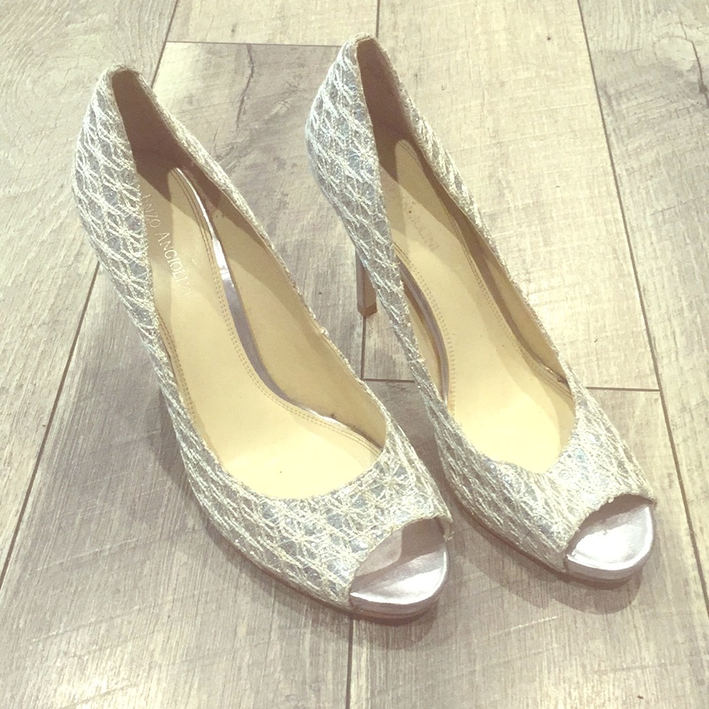 Enzo Angiolini silver pumps 9
